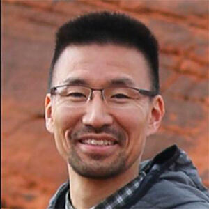 Dong-Hwan Choe